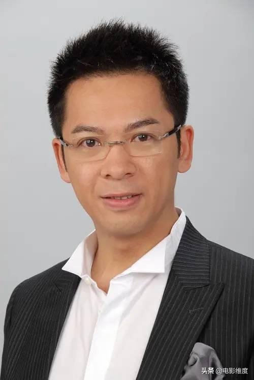 出道28年零存款「買不起房」！2段情失敗娶圈外女友「年過半百終買房」　今家庭生活超幸福