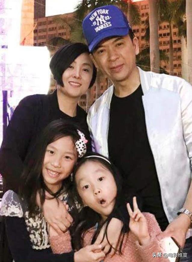 出道28年零存款「買不起房」！2段情失敗娶圈外女友「年過半百終買房」　今家庭生活超幸福