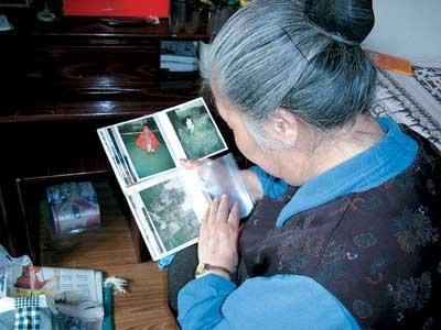 老婦連生7女被鄰居當笑柄！今女兒們「回娘家搶跟父母過年」體貼到全村超羨慕　老三再砸千萬買別墅「全家一起過」