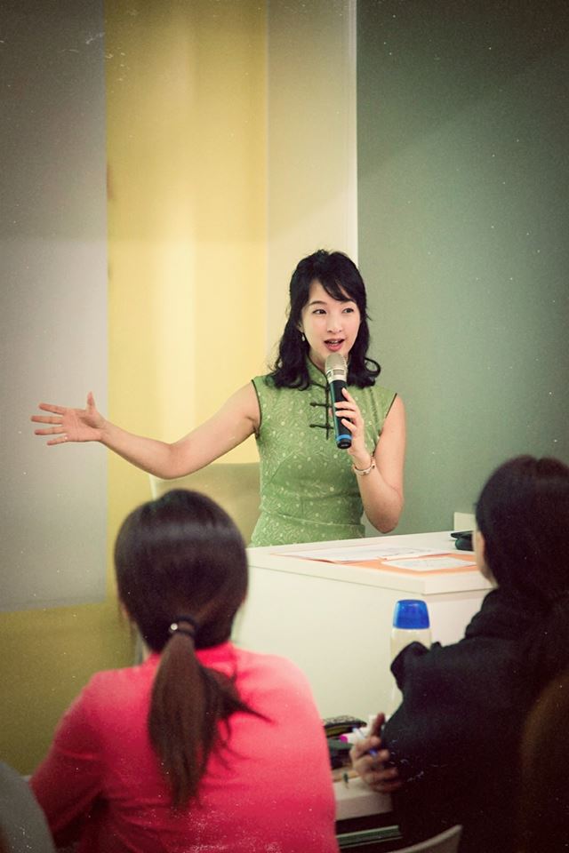 36歲換過36份工作！秀麗奇女子靠「整理陌生人家」月入10萬　「聊天1小時收2千」創業當頭家