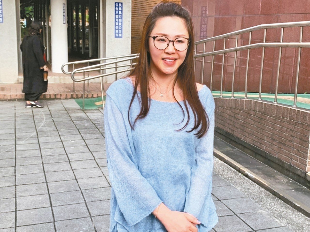 比高嘉瑜還美？李婉鈺曬出「29年前清純學生照」　超精緻五官「飄出濃濃仙氣」網驚喜：根本王祖賢