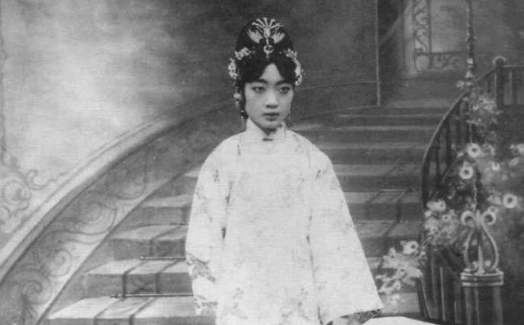 珍貴影音檔曝光！清朝最後一位太監曝「溥儀每天吃喝玩樂」　另曝「深宮妃嬪秘辛」：娘娘喜歡別人圍觀洗澡