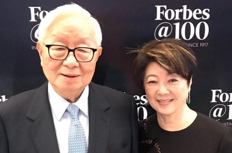 回來吃飯嗎？張忠謀退休後「老婆比他還忙」幾乎天天查勤　揭老董事長「在家中地位超低」網讚：很有福報