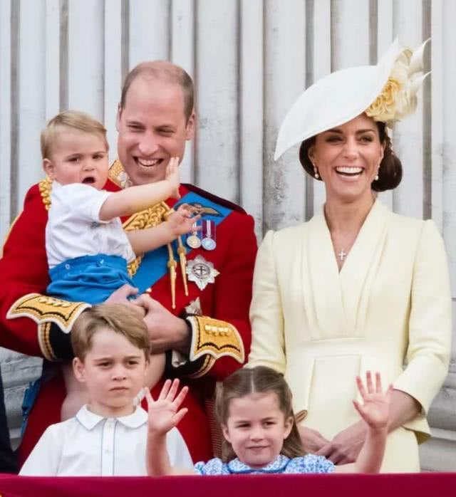 6歲喬治王子「二年級就沒休息時間」，課餘還要接受培訓，不比爸媽輕鬆！