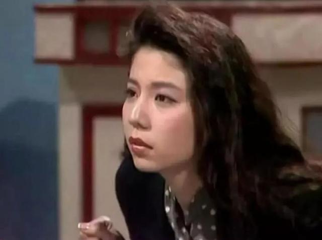離開27年了！黃家駒走後「未婚妻終身未嫁」求婚戒戴30年　出殯前夕才公開「做背後的女人」：沒人比他好
