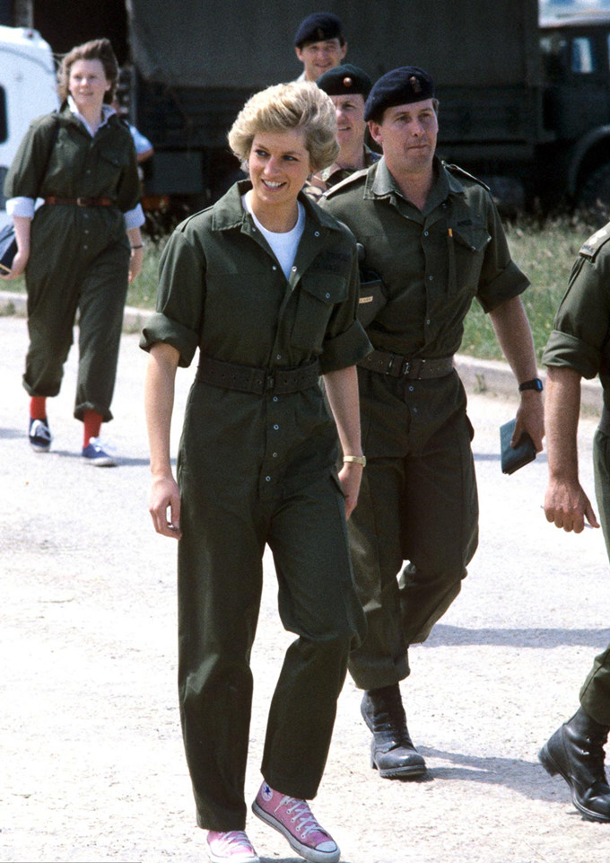 黛安娜王妃「膽大心細」勇於做自己，曾多次公開和女王叫板！