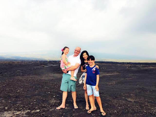 李愛綺洋老公「當眾談賣妻」笑喊買1送9　她變臉嗆「嫌我家人是拖油瓶？」：連我的出身也嘲諷