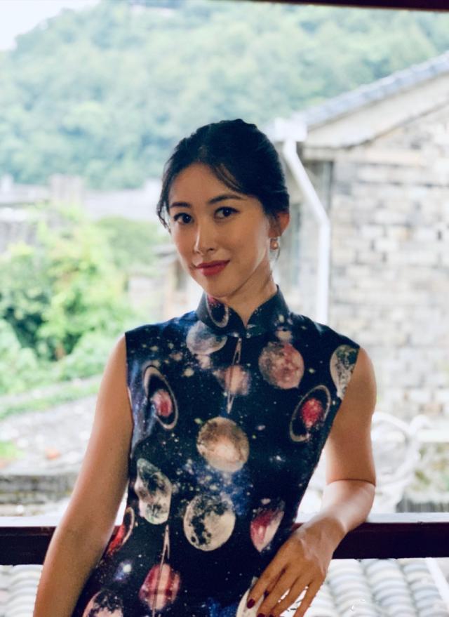被封全球最美面孔7次！36歲外型普通卻成「中國第一優雅」遠勝女星　穿旗袍「宣揚東方美」外國爭相模仿