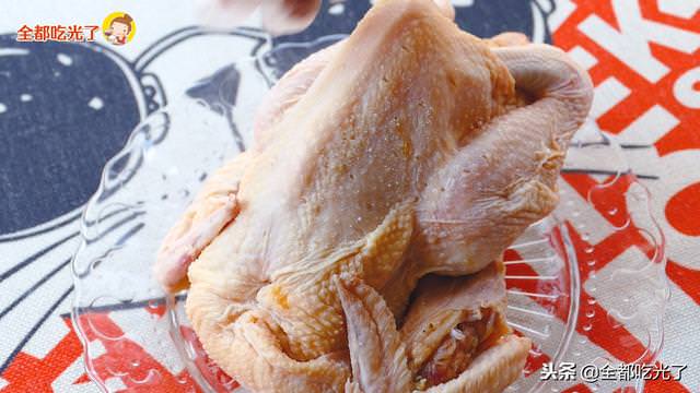 把「一整隻雞+1顆橙子」放進電鍋    簡單做出美味好吃「鮮橙燜雞」