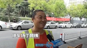 展現超齡成熟！懷胎7月「孕婦騎車摔倒」路人忙救援　小男孩「默默跑到她背後」暖舉感動網友