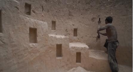 真人版「我的世界」!越南小哥徒手挖豪宅,還自帶泳池,惹6千萬網友羨慕:一級度假體驗