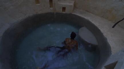 真人版「我的世界」!越南小哥徒手挖豪宅,還自帶泳池,惹6千萬網友羨慕:一級度假體驗