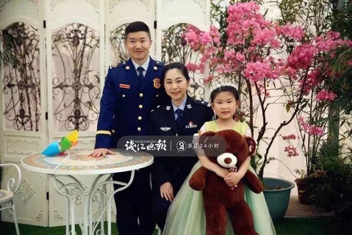 堅守崗位！消防員爸中秋節沒放假「7歲女兒門口等待」　連假「成功完成任務」卻內疚：家人最委屈