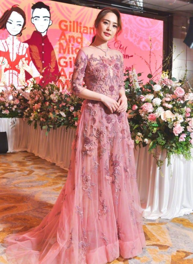 有種化妝叫阿嬌的「胎記妝」，普通人化被當「異類」，她越看越美艷：果然有顏的女人最自信