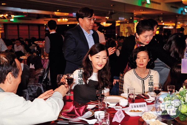 爭王永慶6000億財產!三房老婆「拿證據槓上王文洋」堅持分杯羹 親弟早料到「寫遺囑護大嫂」