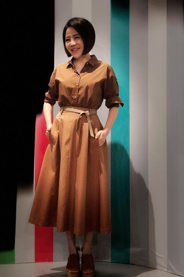 陪女兒飛倫敦上學！于美人親筆信「道盡母親心聲」　曝20年前「給另一個孩子母愛」：請像我一樣珍惜