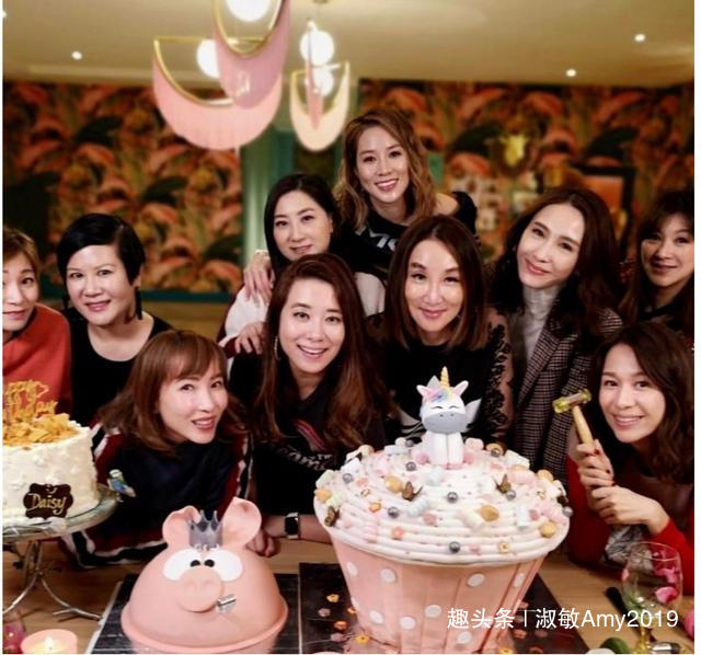 難分高下！47歲黎姿與「千億兒媳」徐子淇同框，「相差11歲」顏值與氣場絲毫不輸闊太