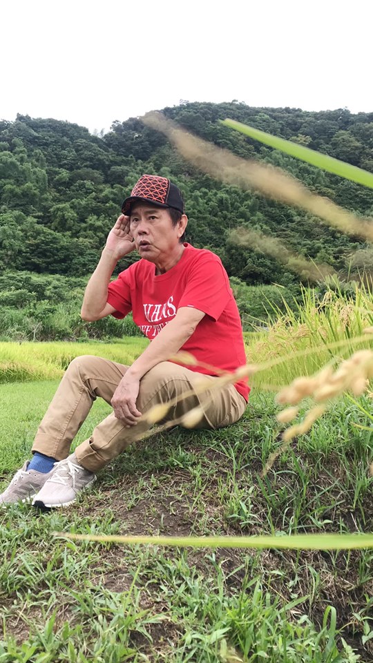 黃西田主持20年！出外景1個月想辭退：上山下海不堪負荷　讓兒驕傲苦撐「72歲越活越年輕」