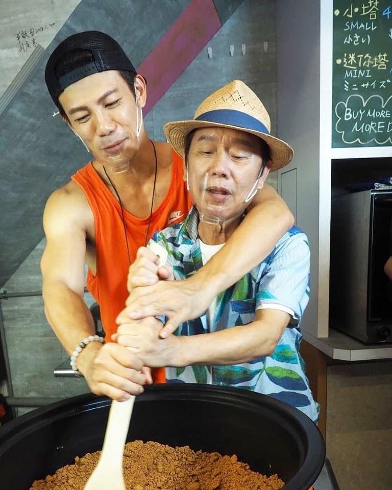 黃西田主持20年！出外景1個月想辭退：上山下海不堪負荷　讓兒驕傲苦撐「72歲越活越年輕」