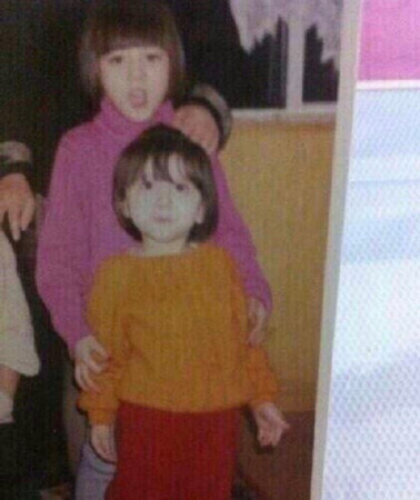 迪麗熱巴校花表妹「照片中逆天級美貌」被稱讚!首度公開露面「零P圖真實顏值」網看呆:修圖修很大