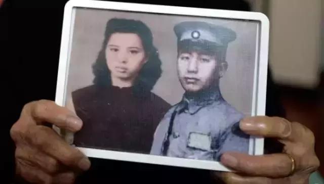 漂洋過海來看你！93歲阿嬤「苦尋初戀77年」　遠赴台灣只為看一眼他的名字：愛你怎能輕易忘記？