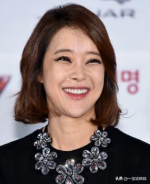 最慘女星！「高齡產女」事業下滑負債「遭前男友陷害想不開」　嫁小9歲男演員「夫卻被捕」命運多舛