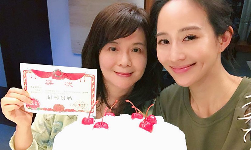 為生她棄學業！張鈞甯媽媽「德國留學懷孕」被尪劈腿　3年賺上千萬傳「女兒不敢戀愛」