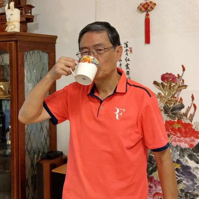 資深名嘴爆健康亮紅燈！「喉嚨到食道有80個洞」嚇壞醫生　「失憶」纏身為此推掉許多節目