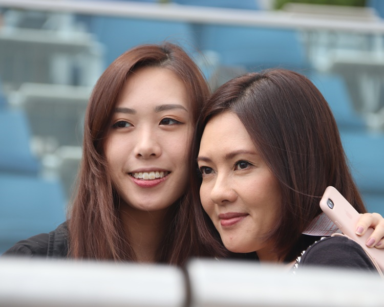 罕談往日情！李麗珍坦承「情纏舊愛30年四次分合」仍一場空　 放手更自在「把女兒當朋友」當愛情顧問：不讓她重蹈覆轍