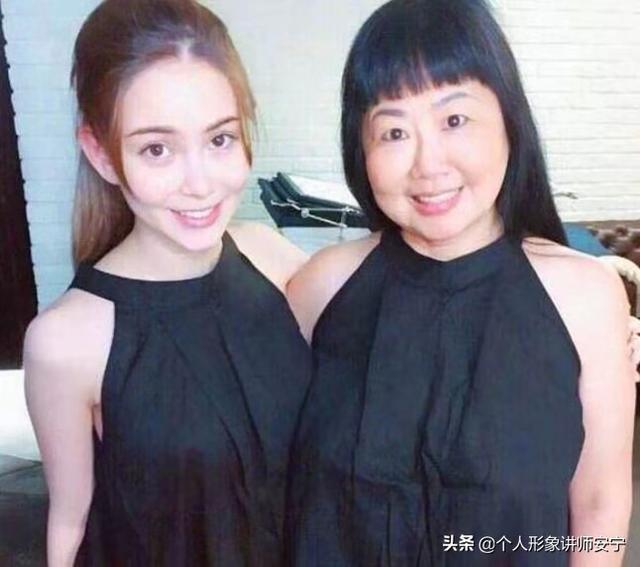 昆凌奶奶年輕超美！五官精緻「宛如畫裡走出來」周杰倫頻誇：60年代超級巨星　看到爸爸照片網：一家高顏值