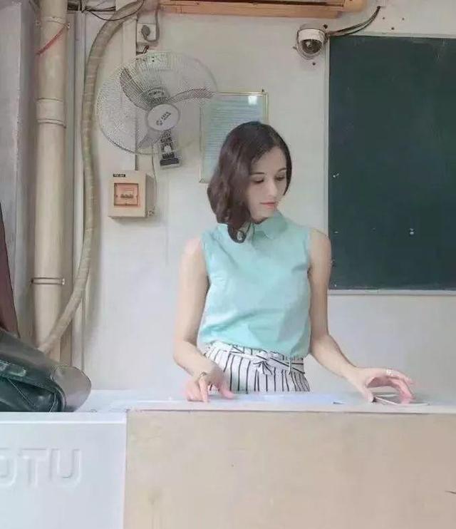 老師我絕對不翹課！20個「擁有逆天顏值」的天菜老師　男老師「深邃五官＋高帥身材」學生小鹿瘋狂撞