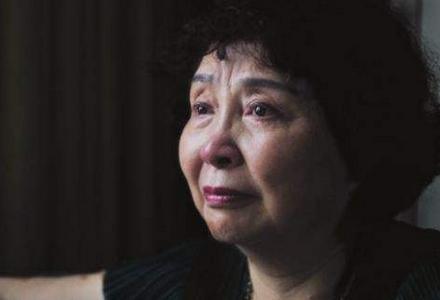 愛女離開了！60歲阿嬤「為生雙胞胎拼命」連老本也花光　等孩子9歲突後悔嘆「早知道不生了」