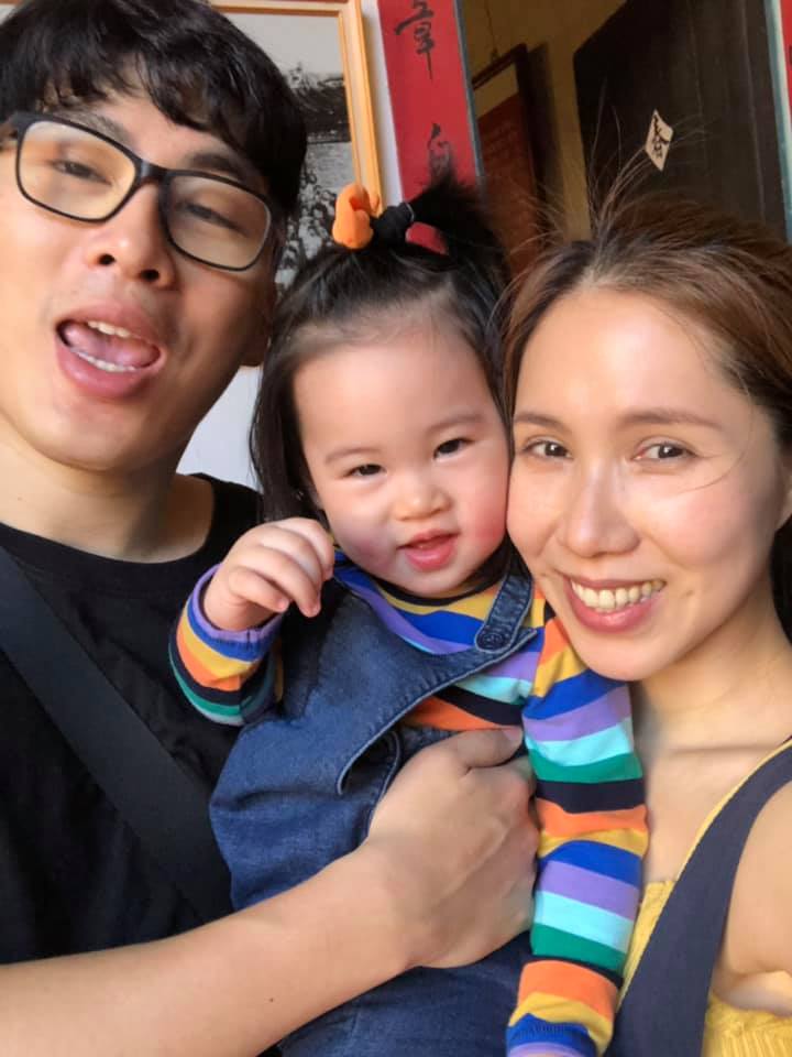 阿公偏心！余苑綺平安生下二寶「余天很有意見」　才剛看到金孫脫口「女的比較好」