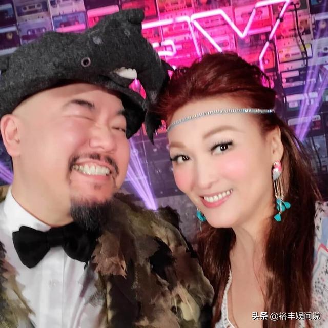 傳承大愛！曾遭生父遺棄「2次人工受孕皆失敗」領養兒子　「49歲終於當媽媽」視兒為親生