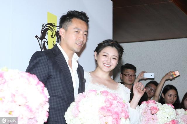 大S汪小菲「相識50天閃婚」不被看好：真正的愛情，是可以一見鍾情的