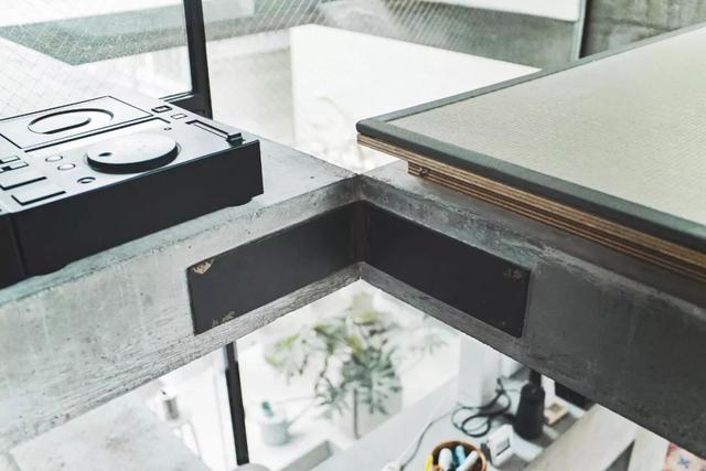 建築師花8年把「14坪土地」打造成「半露天4層住宅」　「5陽台5樓梯」內部設計讓人驚豔