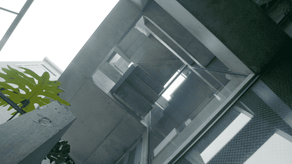 建築師花8年把「14坪土地」打造成「半露天4層住宅」　「5陽台5樓梯」內部設計讓人驚豔