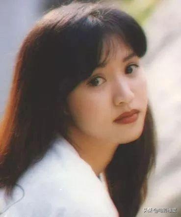 與周慧敏齊名！「退出樂壇嫁富商」當闊太生兩子　老公「大陸養小三」比她年輕20歲今走出陰影