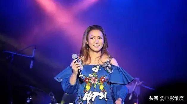 與周慧敏齊名！「退出樂壇嫁富商」當闊太生兩子　老公「大陸養小三」比她年輕20歲今走出陰影