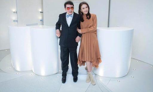 黎姿曬「童年劇照」網呼：女大十八變！　嫁大15歲富商生3女「粗眉毛神複製」：女神基因太強大