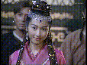 黎姿曬「童年劇照」網呼：女大十八變！　嫁大15歲富商生3女「粗眉毛神複製」：女神基因太強大