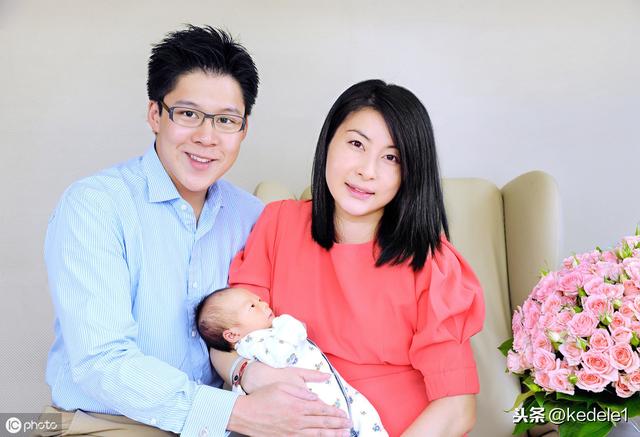 郭晶晶的「4個身份」被曝光，霍啟剛承認高攀，網友：難怪霍家鐵心要娶她