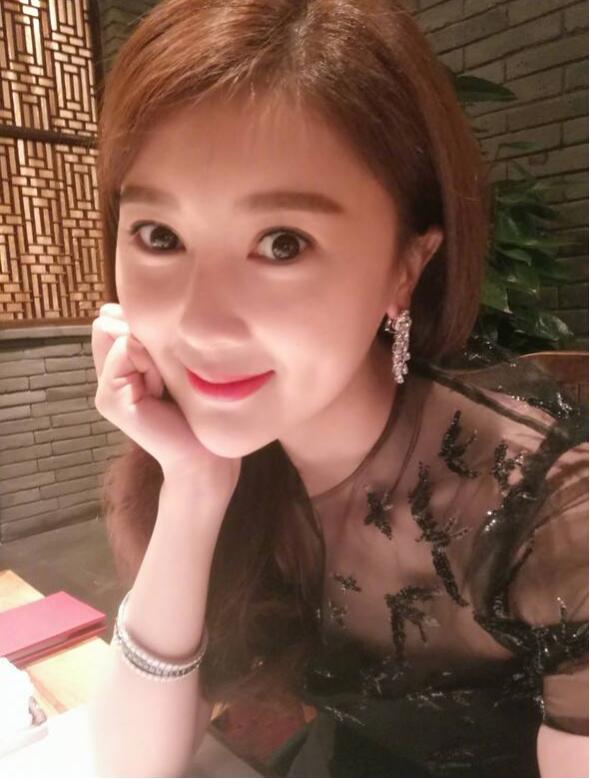 豪門夢碎！昔百億闊太被爆「離婚只得1573萬」 　稱霸名媛團今「遭除名」無人問津