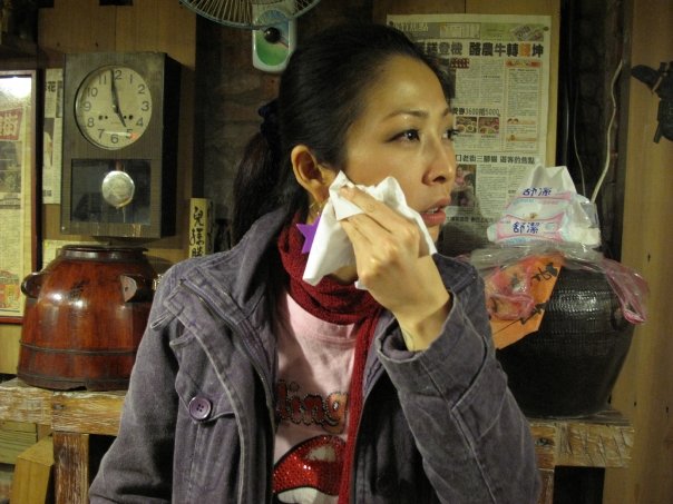 懺悔12年！女星車禍撞人曾想輕生：無法原諒自己　13年愛犬重症「哭賣保險」仍救不回
