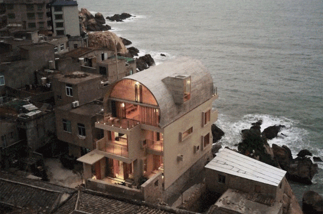 53歲設計大師「免費為89歲失智奶奶」改造舊宅　「全智能空間」結合舊傢俱網友：忘不了的家