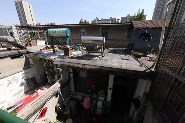 53歲設計大師「免費為89歲失智奶奶」改造舊宅　「全智能空間」結合舊傢俱網友：忘不了的家