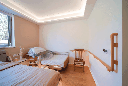 53歲設計大師「免費為89歲失智奶奶」改造舊宅　「全智能空間」結合舊傢俱網友：忘不了的家