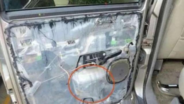 賺大了！窮酸老公「花6萬買破舊二手車」被妻子嫌棄　沒想到拆下車門後「反賺9萬」老婆笑開花