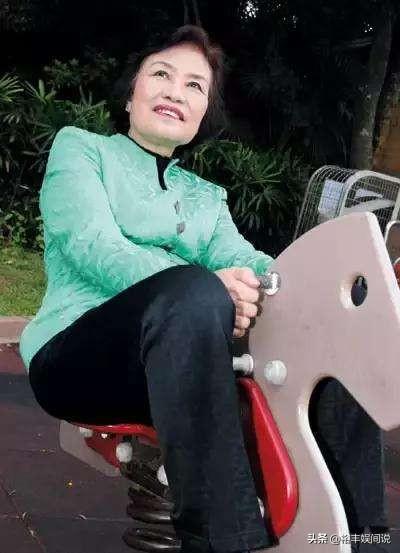 「出道半世紀專演丑角」82歲至今未嫁　無心婚姻「拿積蓄蓋小學」：走後財產全捐出