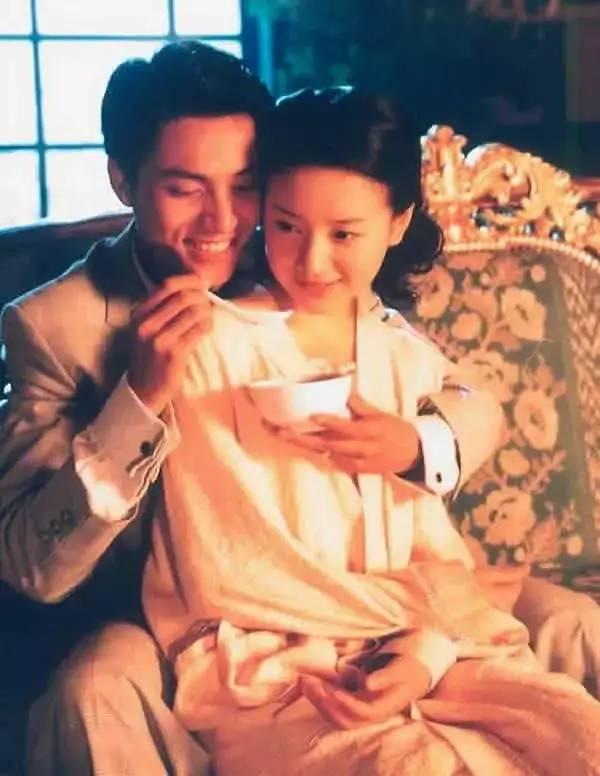 三星長女「下嫁窮保鏢」傾家蕩產也要離婚：結婚一定要看家境